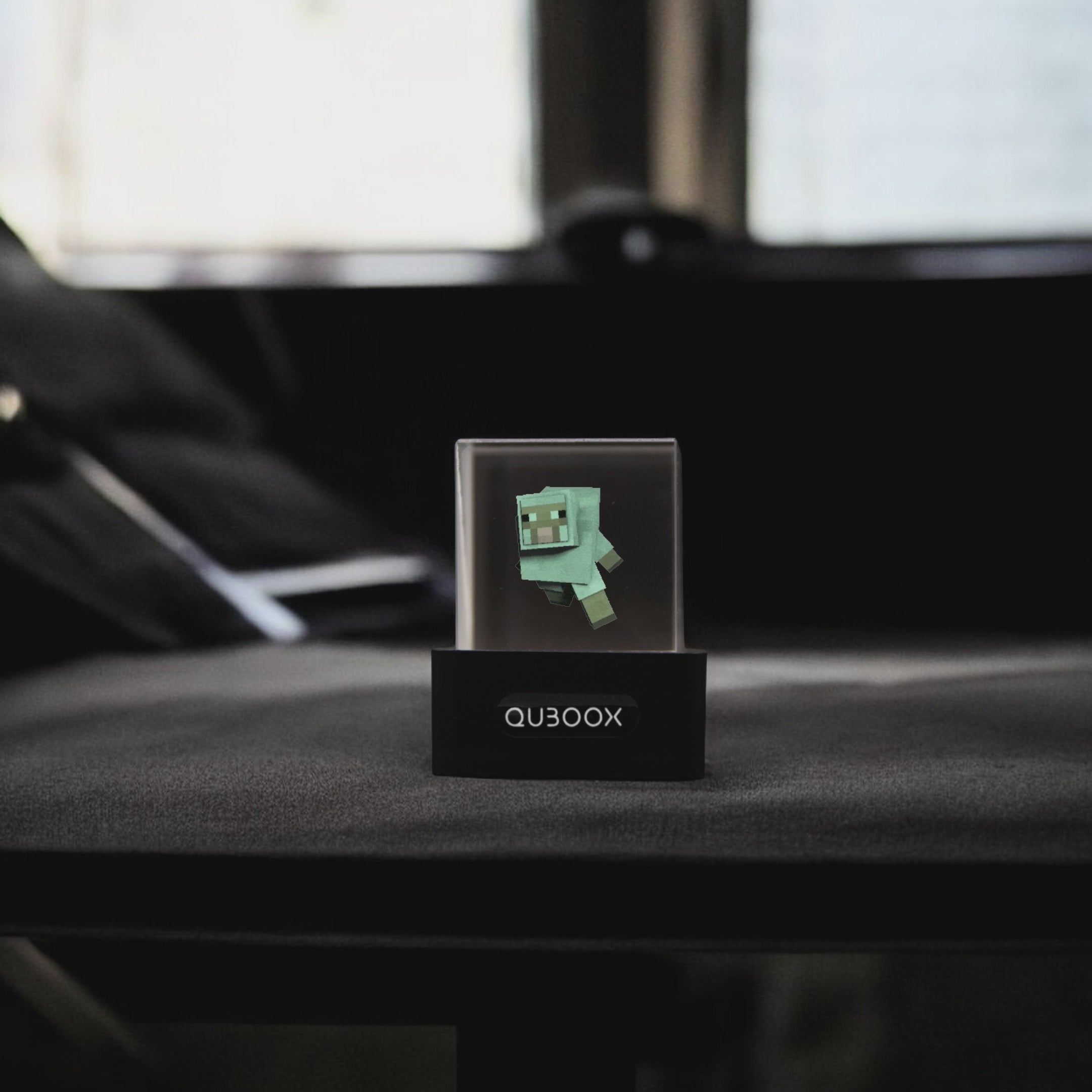 Quboox™ Cyber Cube